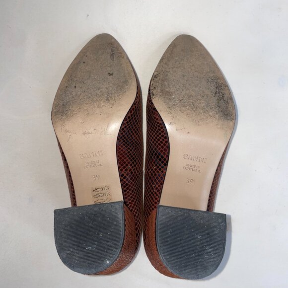 Ganni Doris Leather Heel | Smoked Paprika Block Pump | Red Orange Embossed - Picture 5 of 10